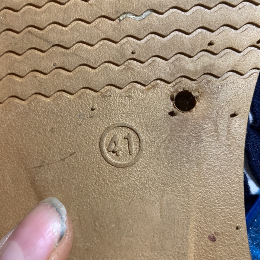 Shoes - Picture 3 of 3